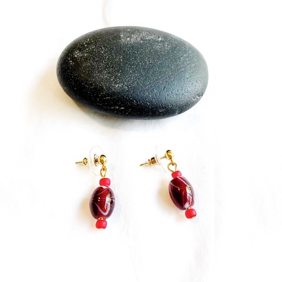 Deep red lampwork bead faint white Swirl Earrings - Picture 2 of 4